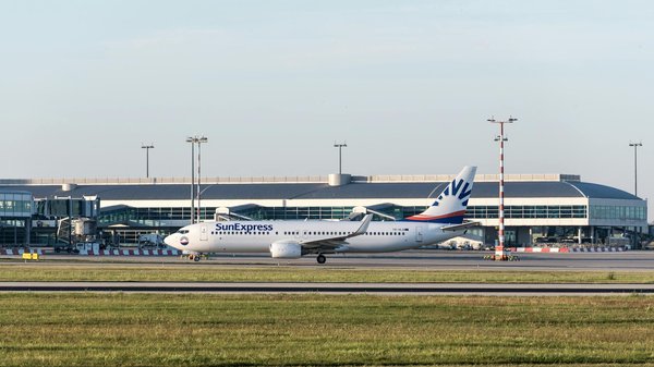 Unveil hidden treasures: the ultimate guide to top uk cruises and british naval navigation secrets