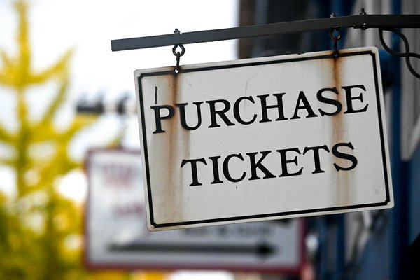 Explore cornwall"s best coastal trails for dogs and their humans: ultimate guide to pet-friendly walks